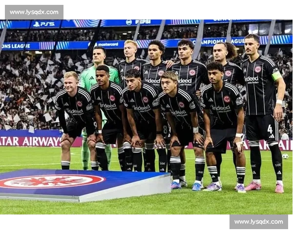 法兰克福官宣 2200 万欧锁定日本国脚!罗马诺确认堂安律加盟,剑指欧冠席位 法兰克福官宣 2200 万欧锁定日本国脚!罗马诺确认堂安律加盟,剑指欧冠席位