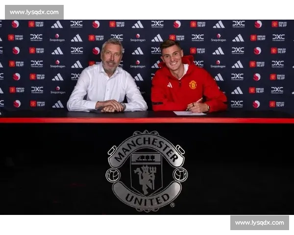 曼联季前夺冠剑指复兴!塞斯科:红魔的战术板在召唤 曼联季前夺冠剑指复兴!塞斯科:红魔的战术板在召唤